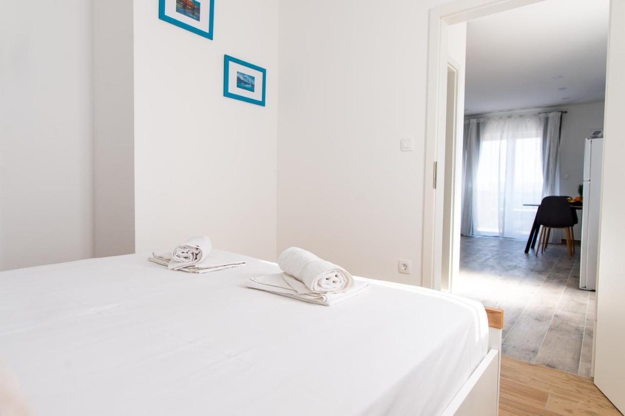 Exclusive Villa Almissa With Swimming Pool And Sea View 로크바 로고즈니차 외부 사진