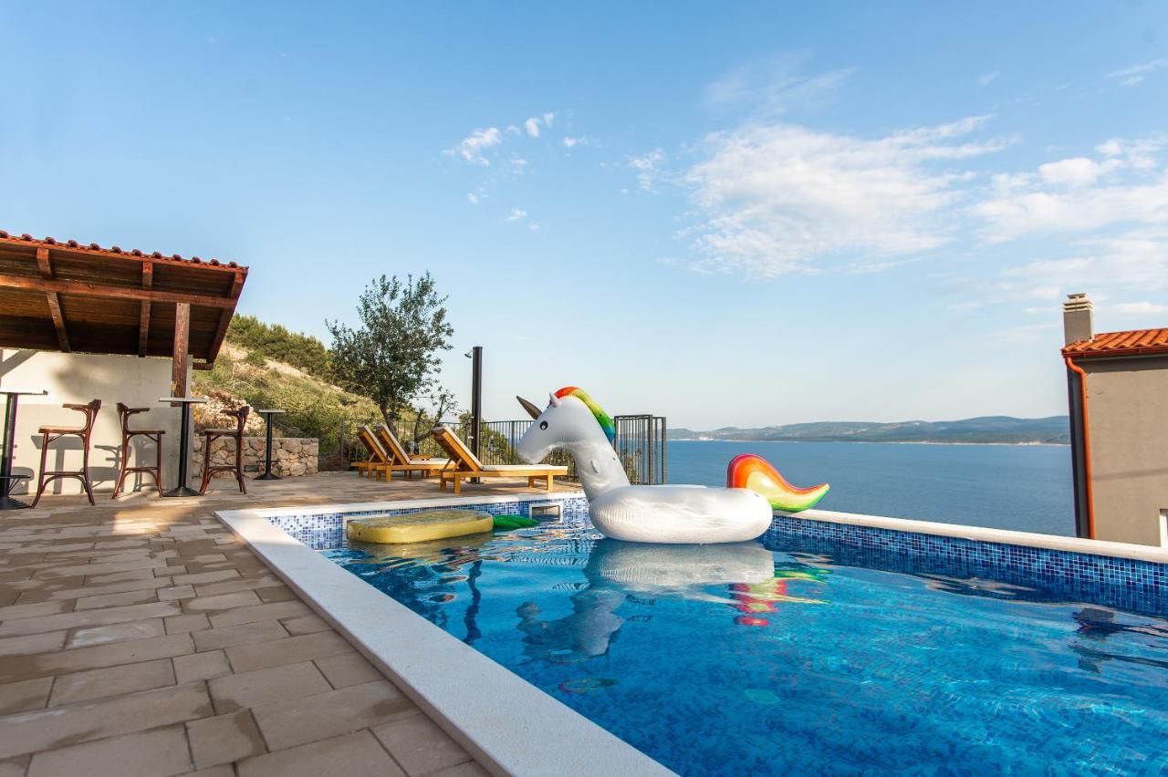 Exclusive Villa Almissa With Swimming Pool And Sea View 로크바 로고즈니차 외부 사진