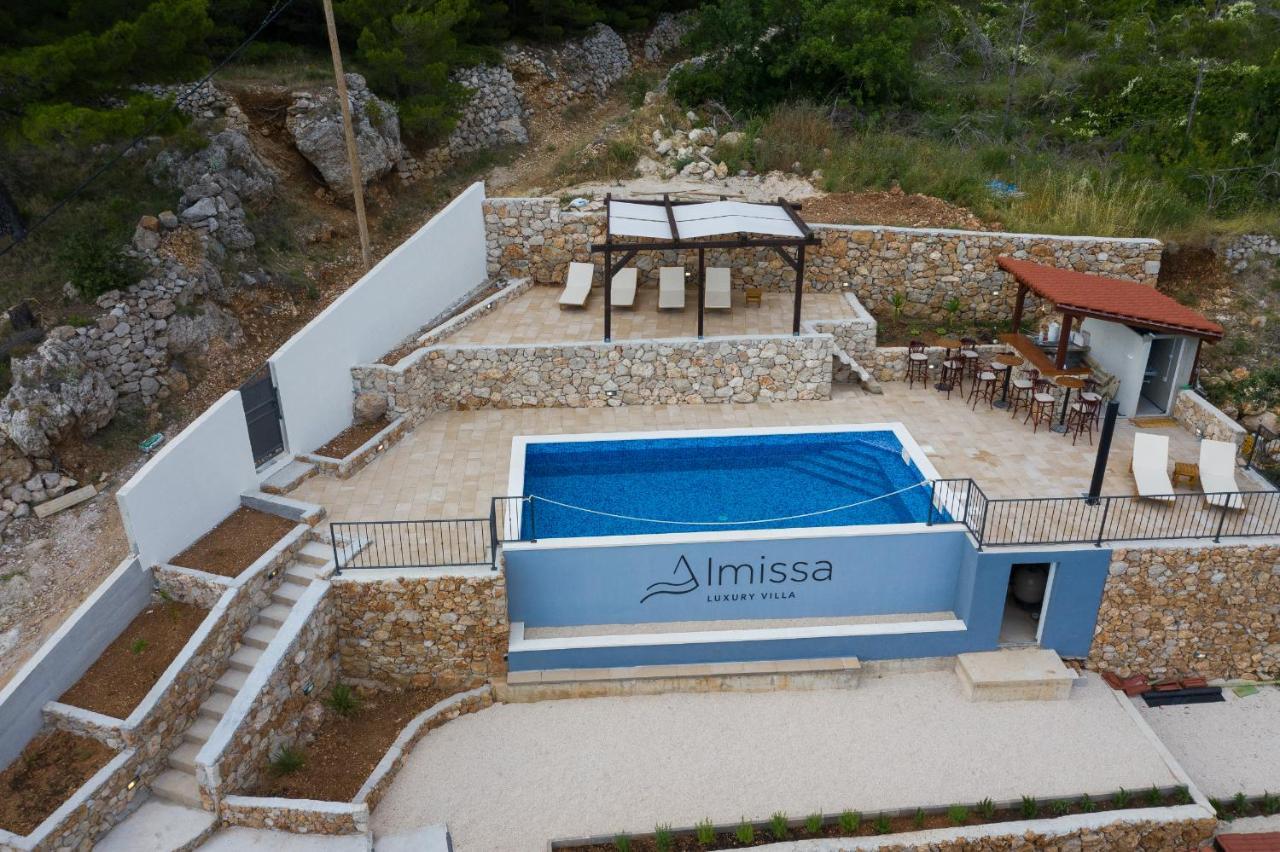 Exclusive Villa Almissa With Swimming Pool And Sea View 로크바 로고즈니차 외부 사진