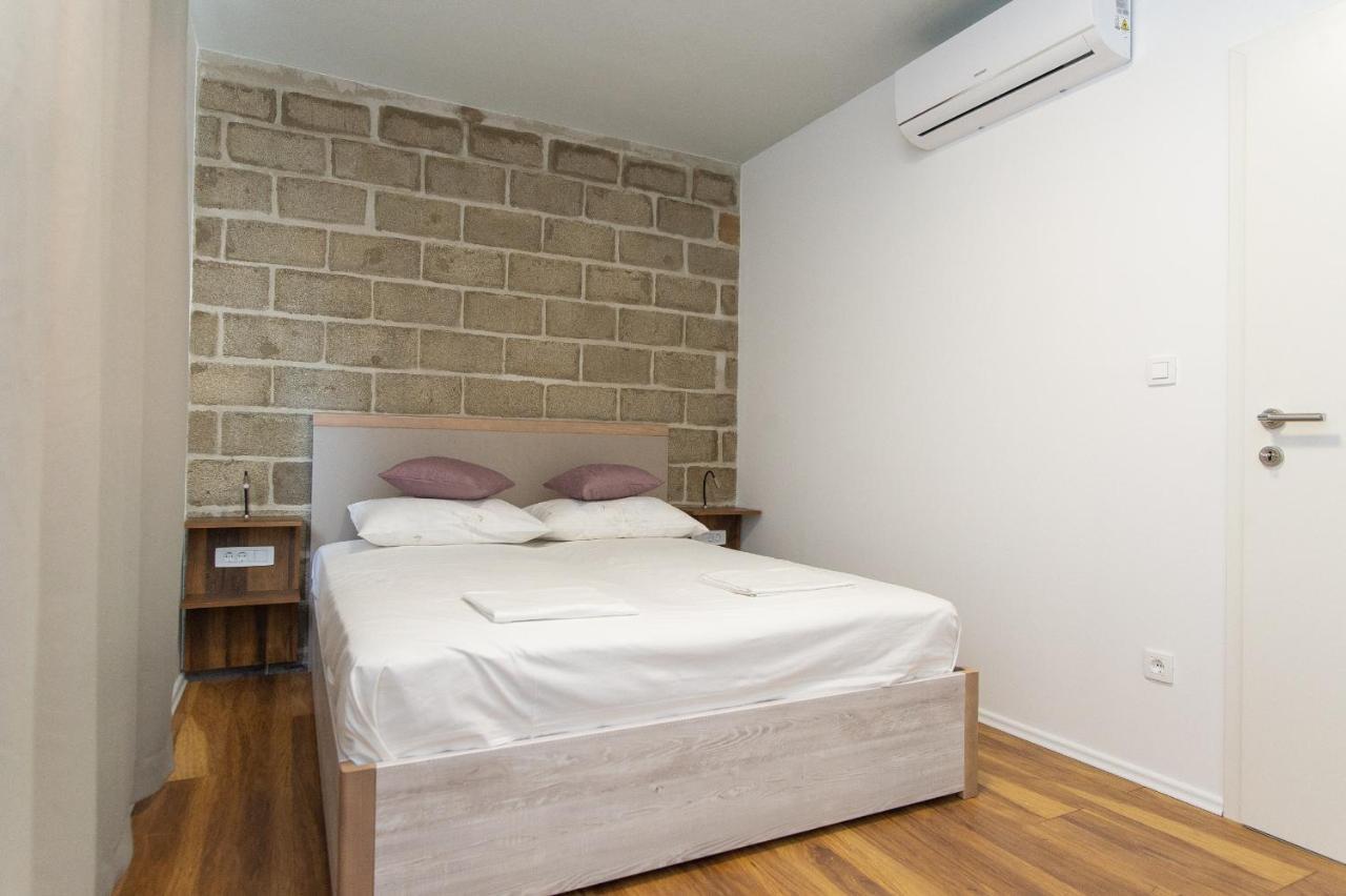 Exclusive Villa Almissa With Swimming Pool And Sea View 로크바 로고즈니차 외부 사진